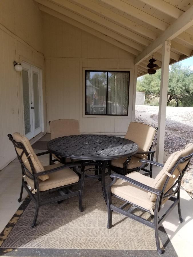 Quiet Neighborhood Off La Canada Tucson Exterior photo